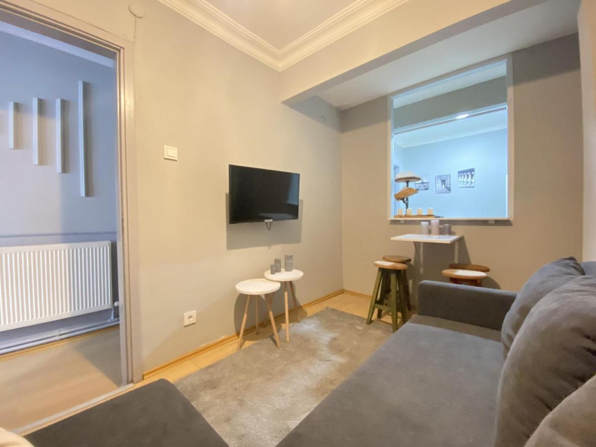 Ferienwohnung Charming Flat With Balcony In Sinanpasa Besiktas Istanbul Exterior foto